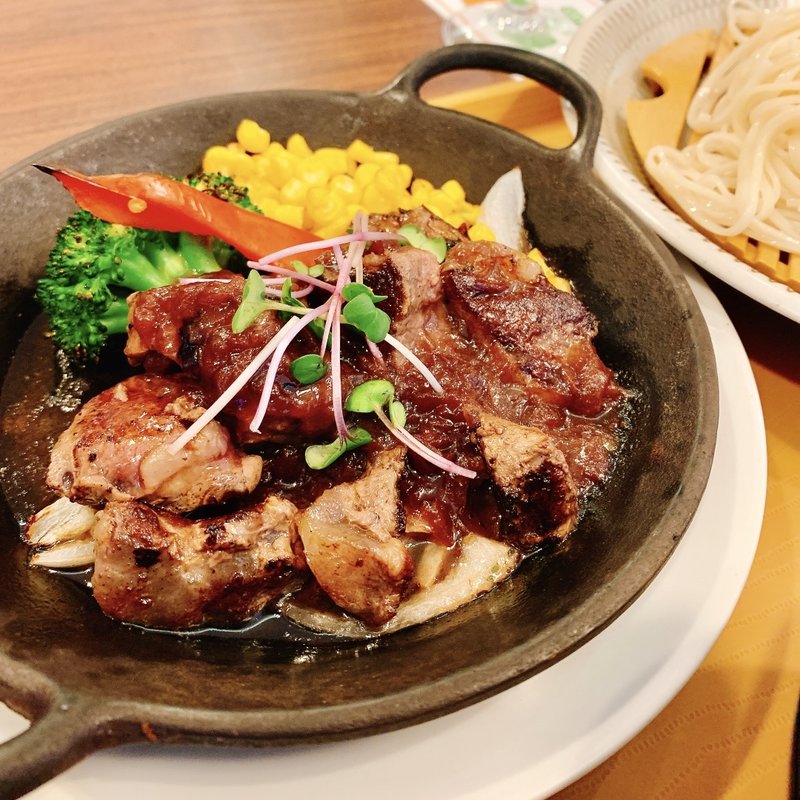 カットヒレステーキと稲庭うどん膳(ジョナサン 平和島店)