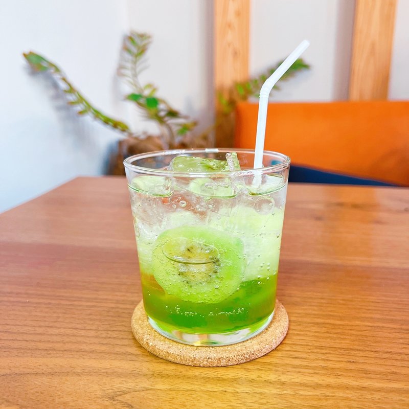 つぶつぶキウイのソーダ(Volpe cafe)