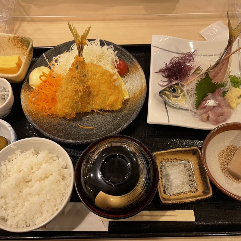 あじくらべ定食(あじ屋でん助 小田原店)