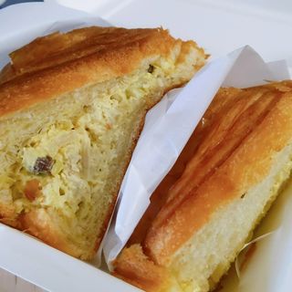 チキンサラダサンドイッチ(ZEBRA Coffee & Croissant 稲城中央公園店)