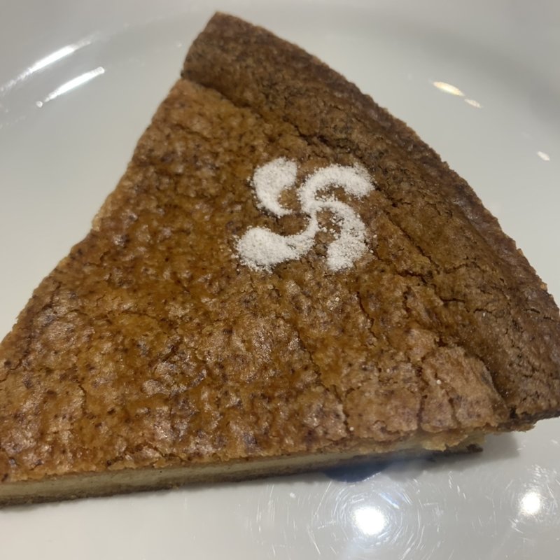 ガトーバスク(ローブリュー （LAUBURU）)