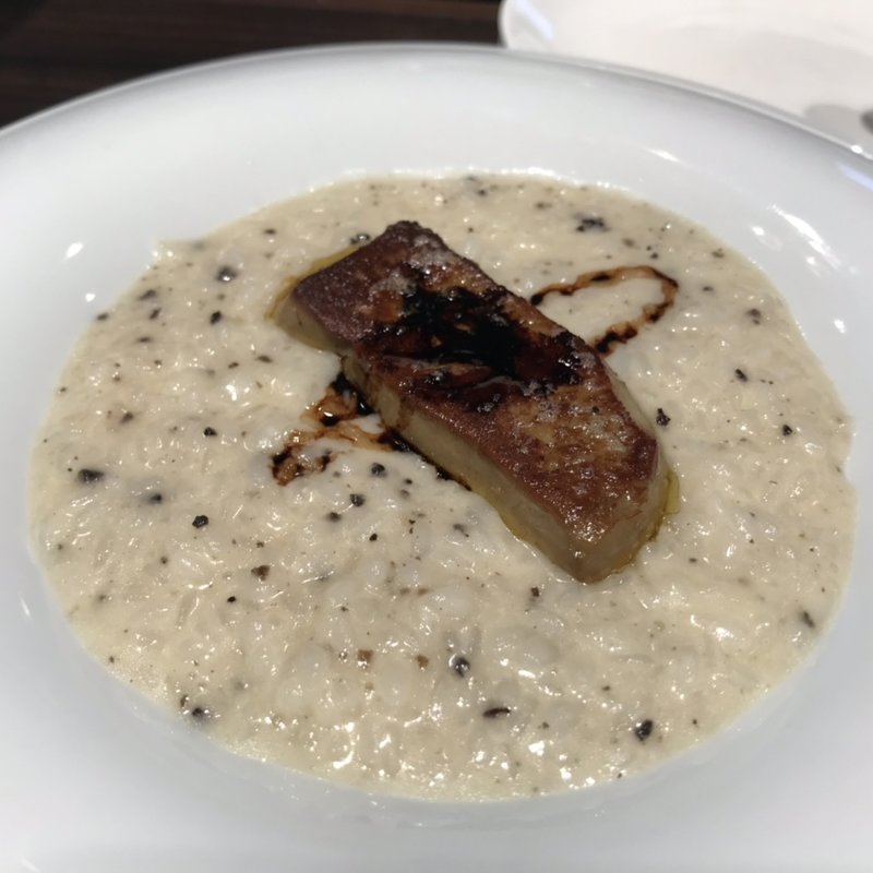 フォアグラと黒トリュフのリゾット(俺のフレンチ TOKYO )