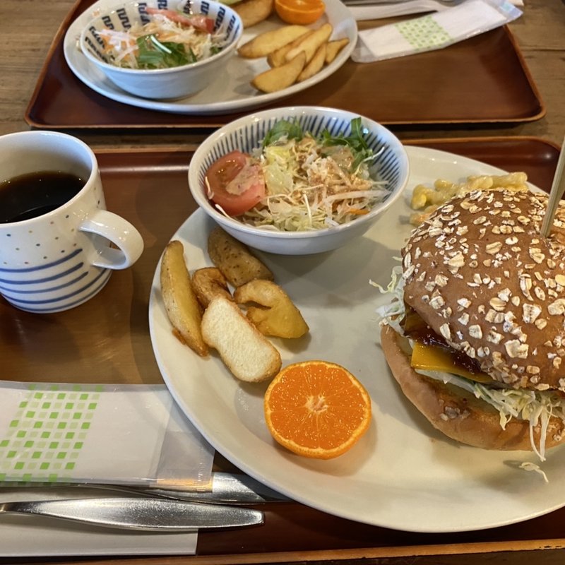 湯之町バーガー(道後の町屋 （ドウゴノマチヤ）)