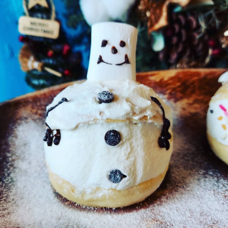 クリスマス限定スイーツバーガー トトとっつぉ 雪だるま(toto BURGER)