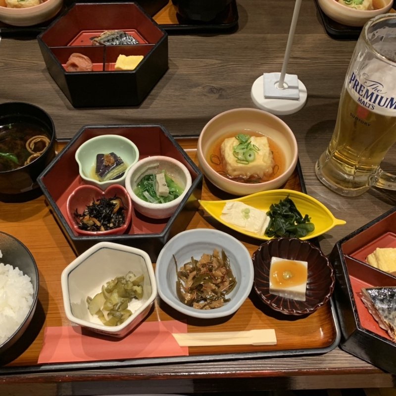 季節の10種豆腐御膳(京町家 新百合ヶ丘店)