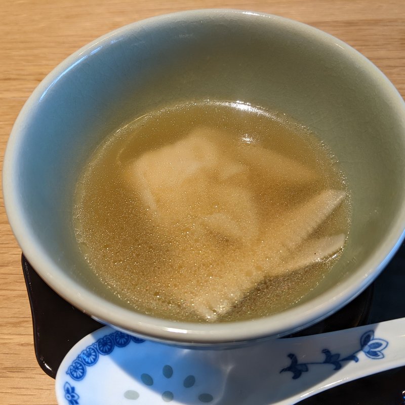 ホタテのワンタンスープ(Chinese restaurant KUE)