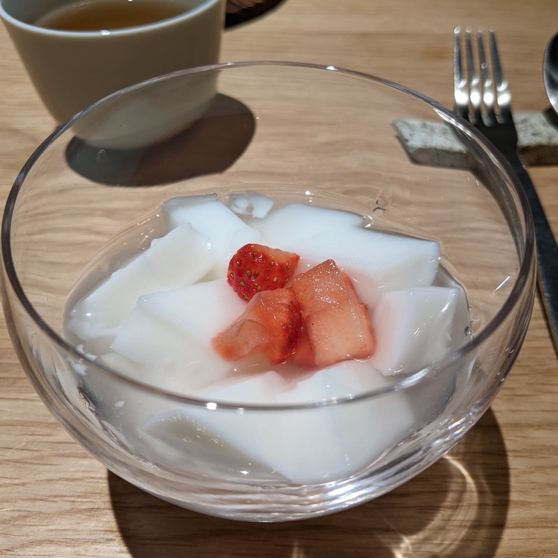 杏仁豆腐(Chinese restaurant KUE)