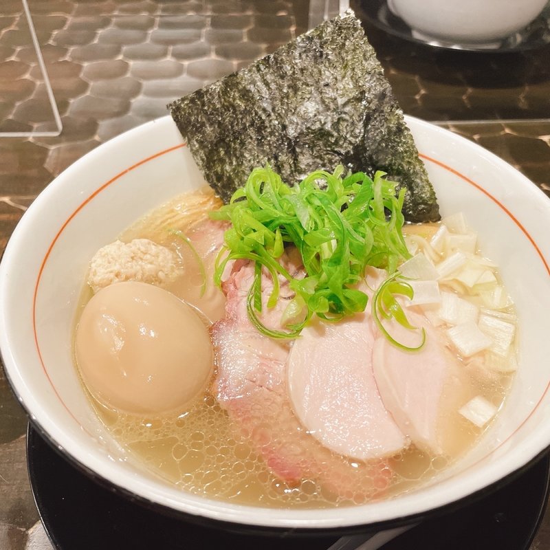 特級地鶏そば塩(特級鶏蕎麦龍介もてぎ)