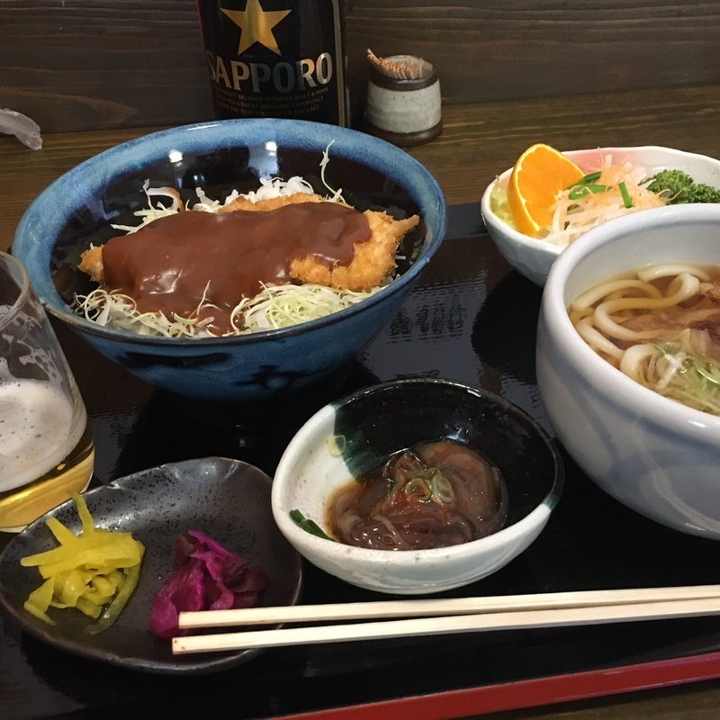 壁に貼ってあるメニュー(和輔 )