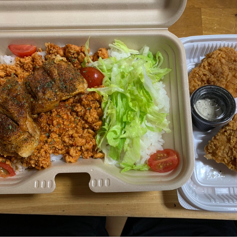 メキシカンミートライスフライドチキン2個セット(アメリカンロッキーズチキン八千代店)