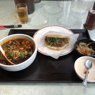 ロオジャーモーセット(四川料理刀削麺 川府 神保町店 （せんふう）)