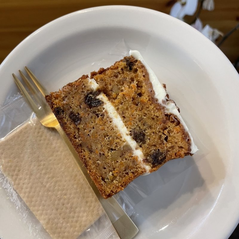 キャロットケーキ(YOUR DAILY COFFEE 上町店)