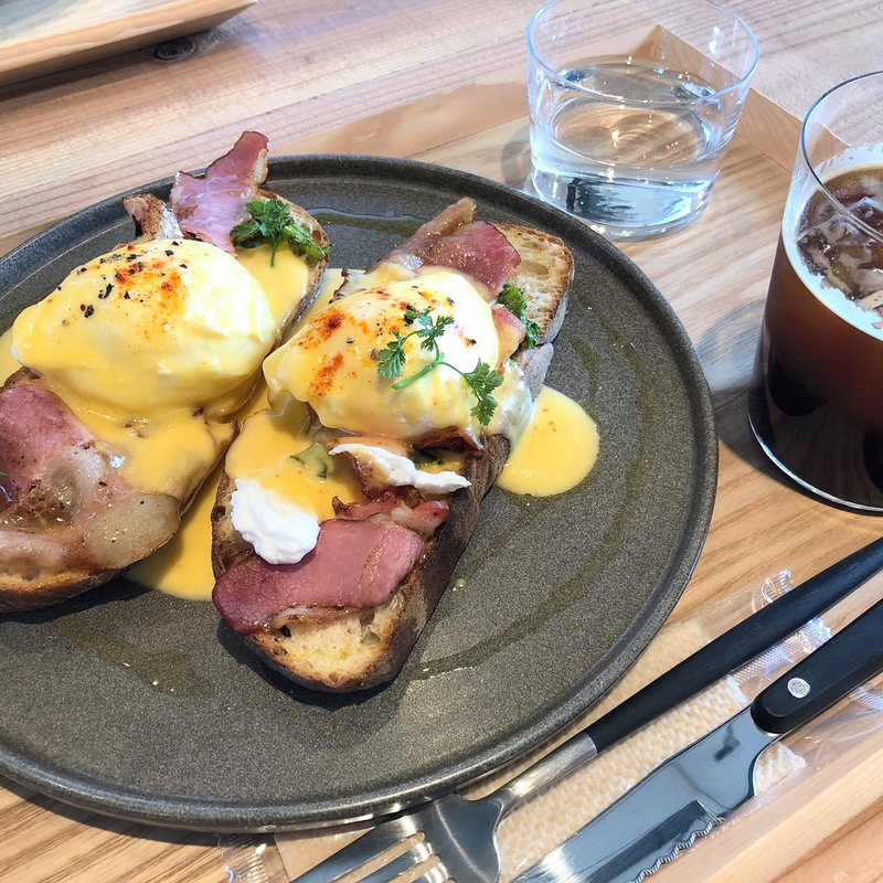 エッグベネディクト(WOODBERRY COFFEE 用賀店)