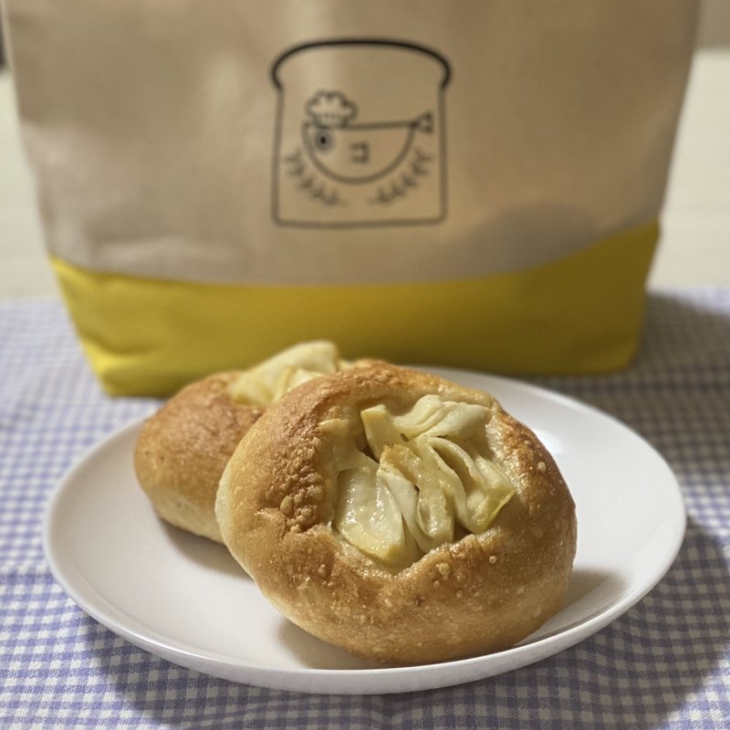 たけのこパン(めだかぱん)