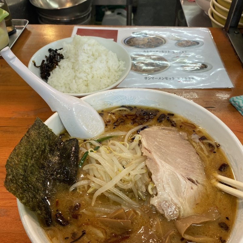 味噌ラーメン(ラーメン新世東扇島店)