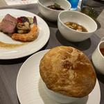 パイ包み(All Day Dining Jinon)