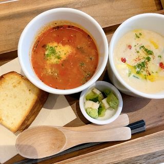 SSセット（季節のスープ2種と主食付き）(and soup)