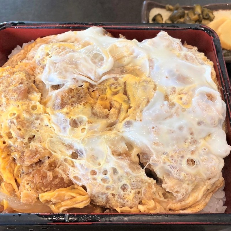 かつ重(鳥割烹 大金)