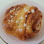 北欧シナモンロール(ライ麦ハウスベーカリー)