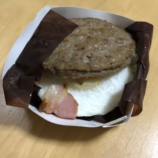 肉でサンド！肉バーガー(ローソン・スリーエフ 横浜駒岡店)