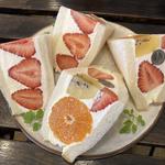 フルーツサンド