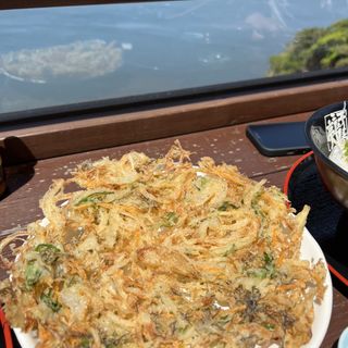 しらすかき揚げ(江之島亭)