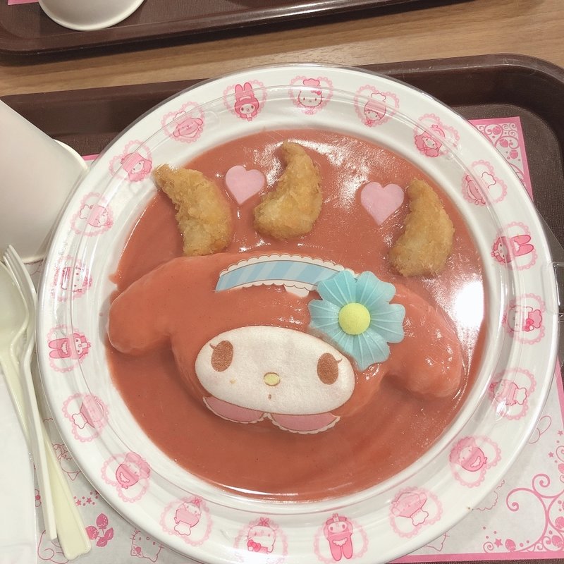 フラワーマイメロディのエビフライピンクカレー(キャラクターフードコート （【旧店名】グルメバザール）)