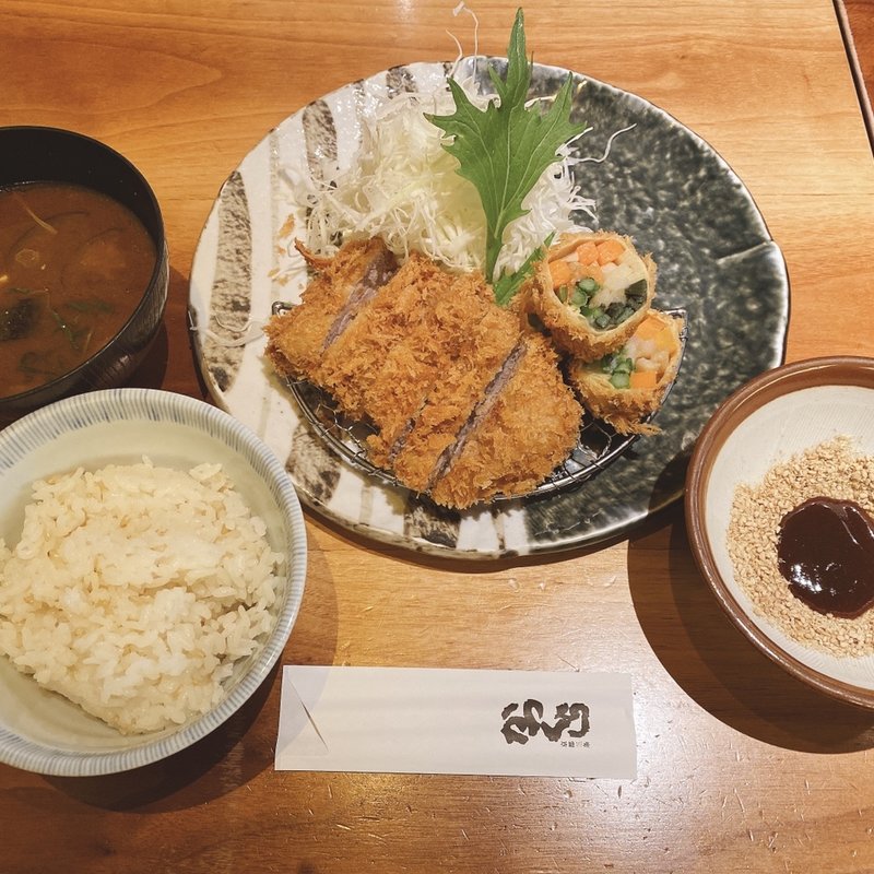 季節野菜の湯葉巻きかつとひれかつ膳(名代とんかつ かつくら 新宿高島屋店)
