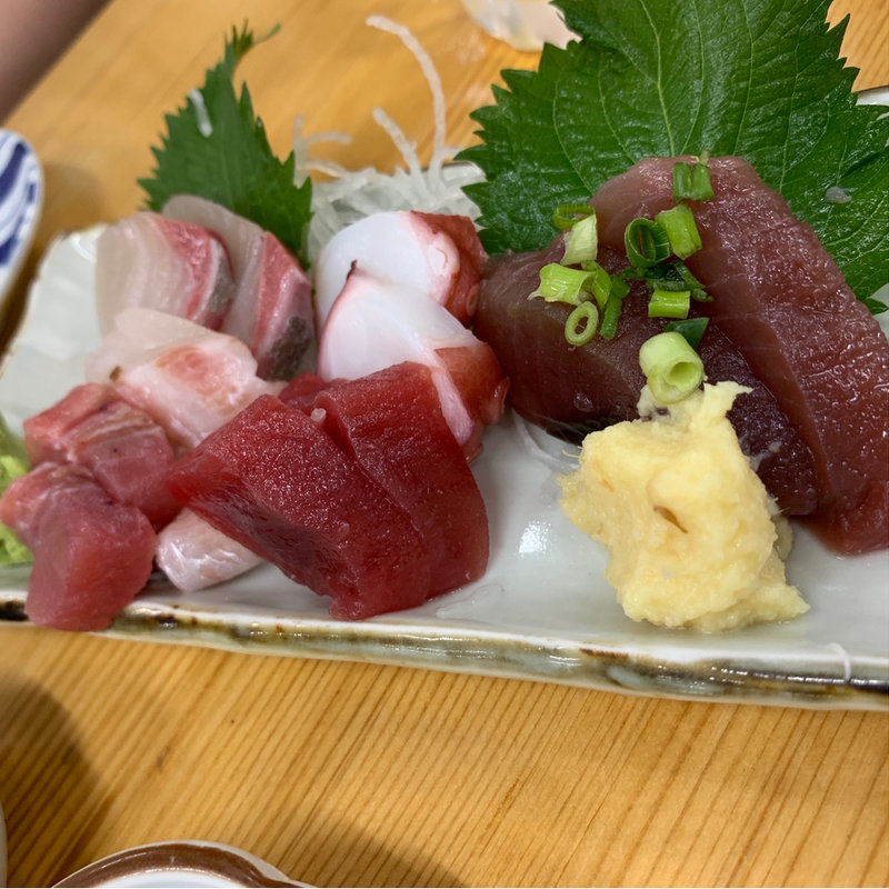 刺身盛り合わせ(つきのや)