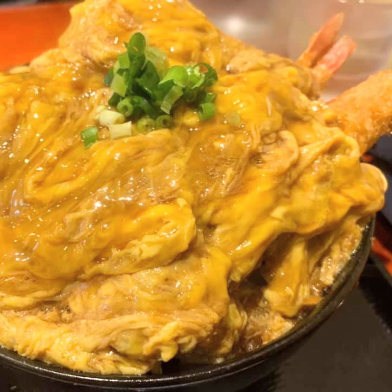 かつ丼 唐揚げ 海老フライ(ポミエ )
