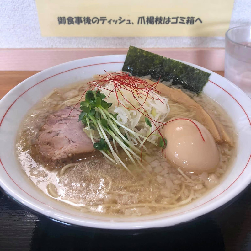 白中華(自家製麺中華そば　八縁 )