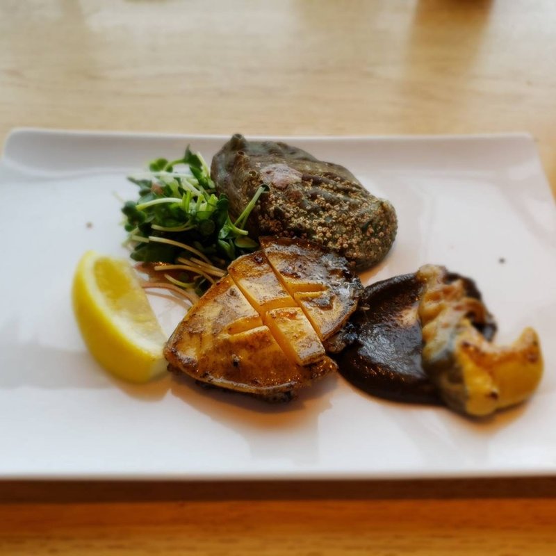 鮑のステーキ(鉄板焼 摩天楼 東京スカイツリー・ソラマチ店)