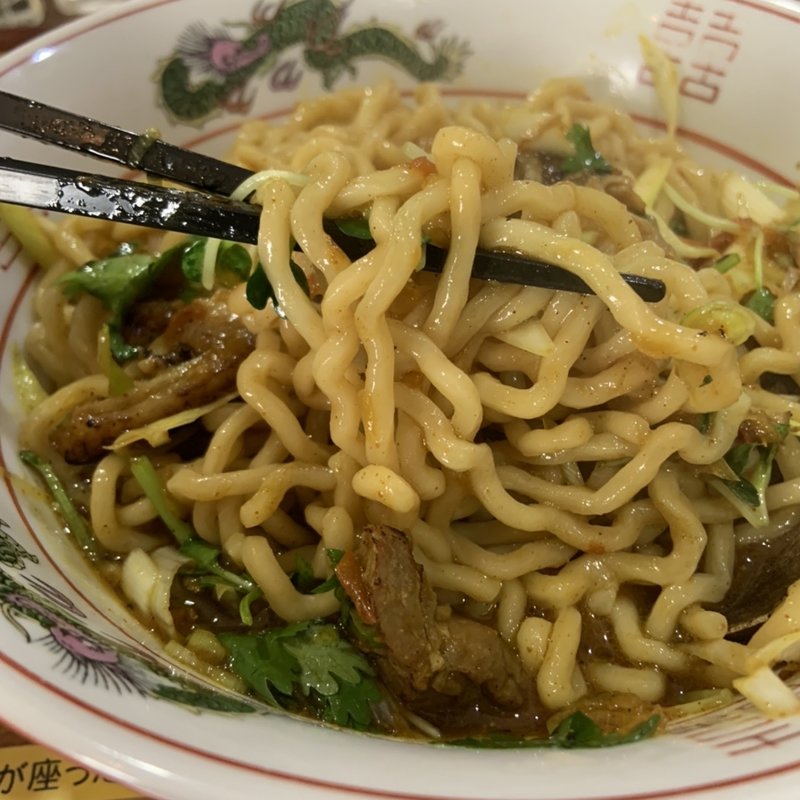 スパイスカレー油そば(油そば専門店のせ屋)