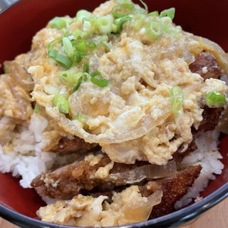 カツ丼(神戸パートナーズ)