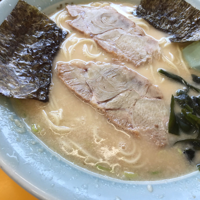 塩博多ラーメン (塩豚骨)(ラーメンショップ 椿峠店 )