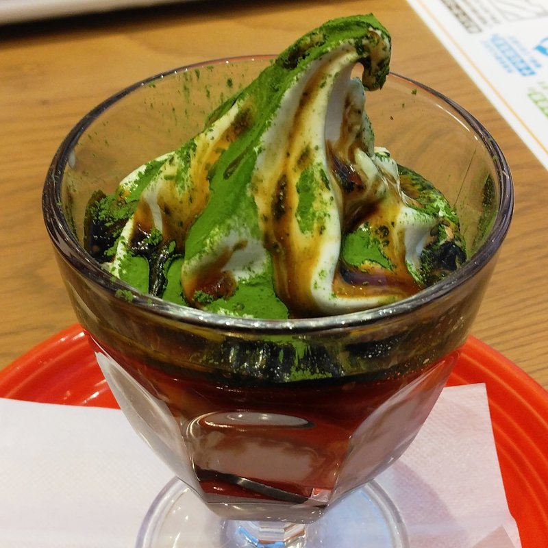 抹茶とあずきの北海道濃厚ソフト(Chawan 仙台パルコ店)