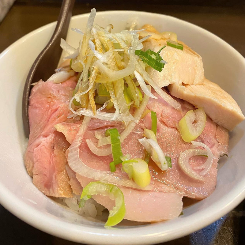 チャーシュー丼(麺屋 誠栄)