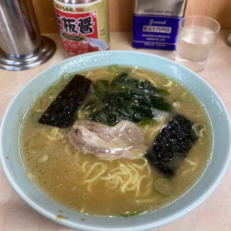 ラーメン（中）(屋台 とんとんラーメン)