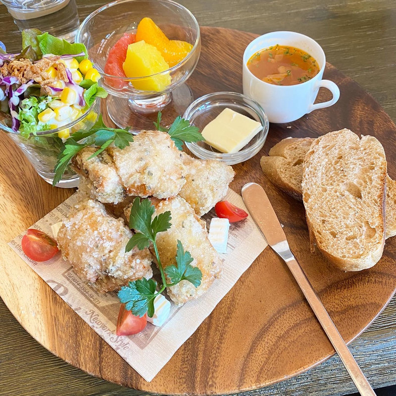 karattoランチプレート(唐揚げ＆旬彩弁当 からっと 鹿島田本店)