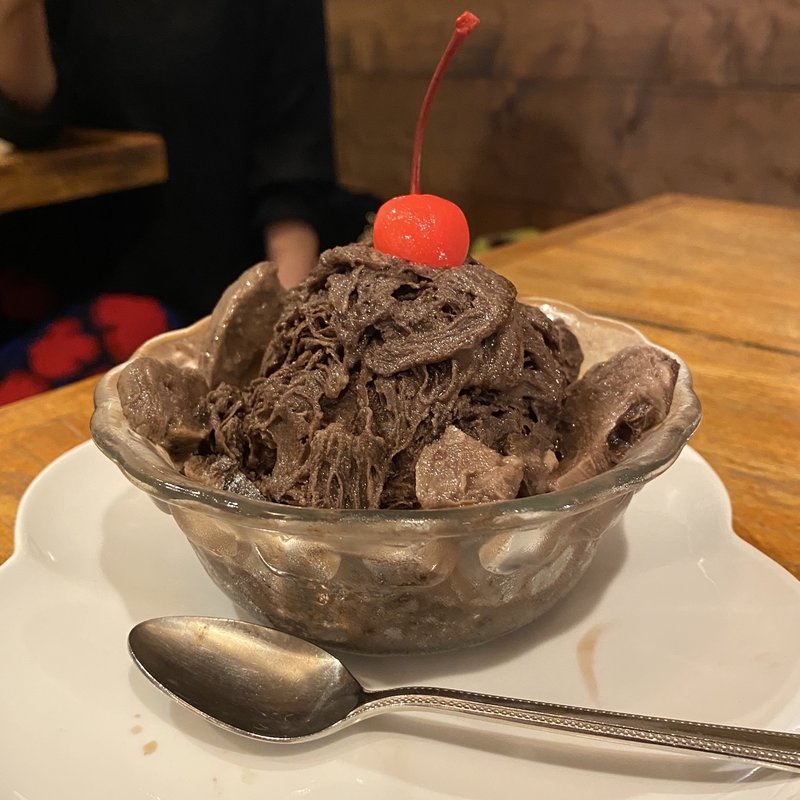 チョコミルク氷(コーヒーハウス タップチップス )