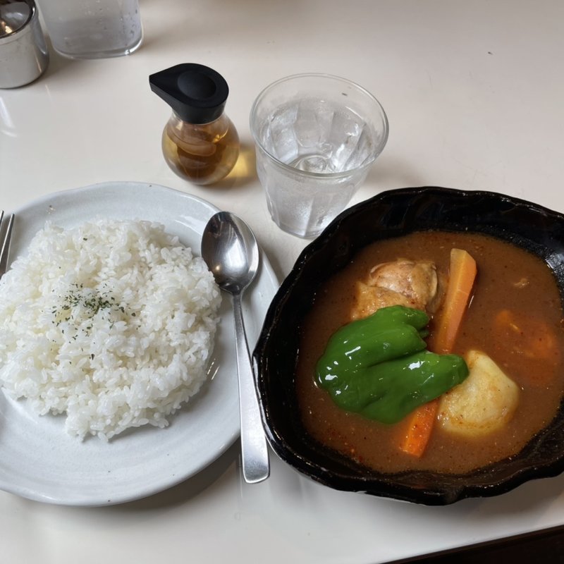 チキンカレーB(ルッカパイパイ (look ka pypy))