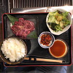 ハラミ定食