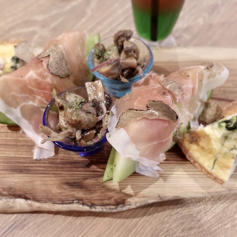 Grand　Tableの前菜5種盛り合わせ(俺のGrand Table 銀座歌舞伎座前 by俺のフレンチ)