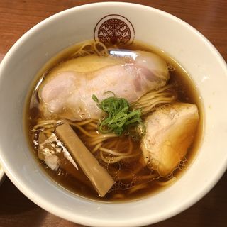 鶏醤油らぁ麺(らぁ麺 とうひち )