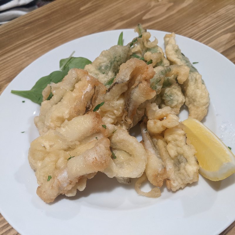 穴子とししとうのフリット(ビストロ ヒュッテ Bistro Hutte)