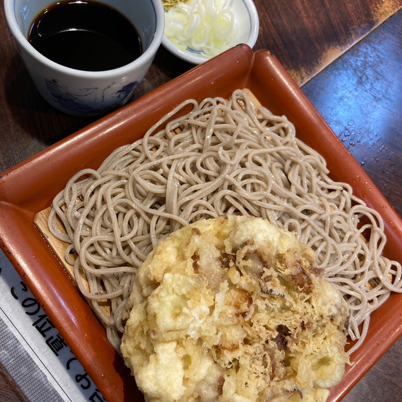 肉天そば(永坂更科布屋太兵衛 新宿地下鉄ビル店)