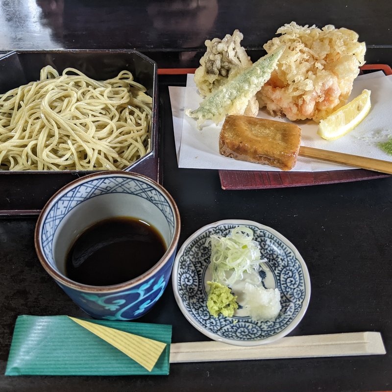 天かき揚げせいろ(蕎麦彩膳 隆仙坊 （りゅうせんぼう）)