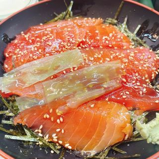 マグロ漬け丼(一平鮨 )