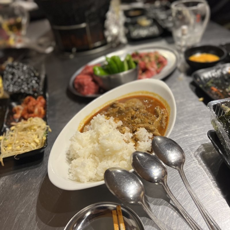 肉カレー(ヒロミヤ 3号店)