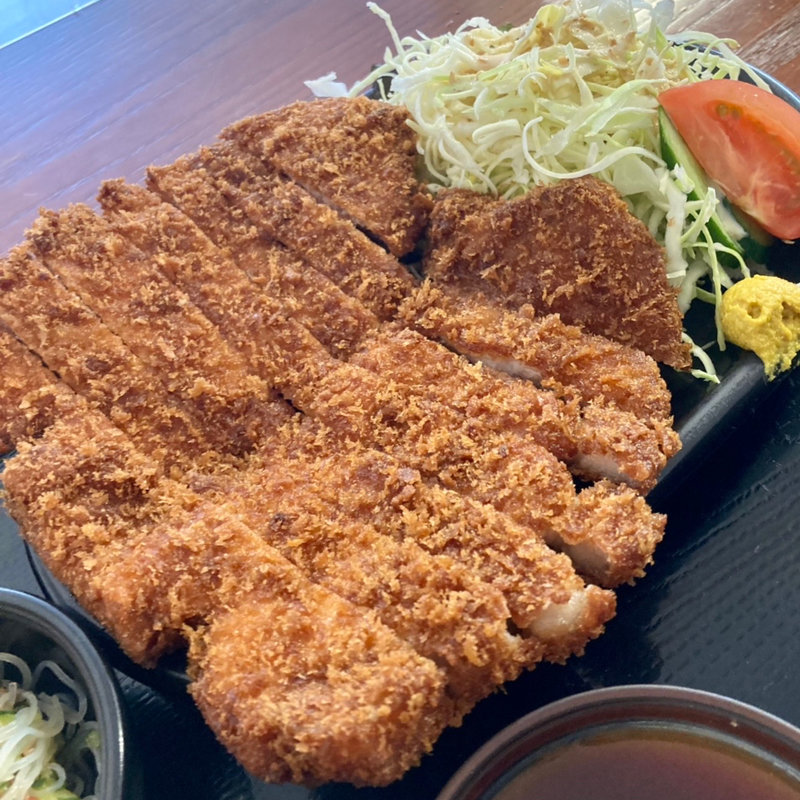 わらじかつ定食(利信)